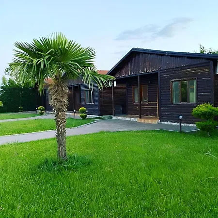 Guest house Guesthouses Gjokazaj Tale Beachfront