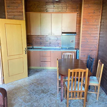 Gjokazaj Tale Beachfront Gasthuis *